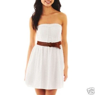 Vestido sin tirantes con ojales de My Michelle nuevo talla Juniors 11 Foto 1 de 3