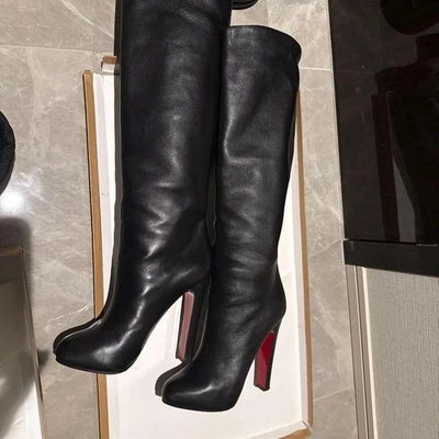 Christian Louboutin Botas Hasta la Rodilla Cuero Negro Tacón Alto Suela Roja Talla 39 Foto 1 de 4