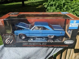 Coches diecast 1:18 Highway 61 1967 Plymoth GTX AZUL - Imagen 1 de 4