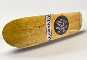 Brand New Skateboard 31” x 8” with Japanese Characters "侍" Samurai and "七" Seven - Picture 1 of 5