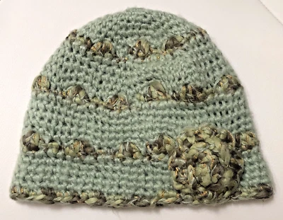 ¡NUEVO! Gorro de invierno Scala tejido a mano floral adornado sombrero para mujer talla única Foto 1 de 4