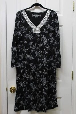 Carole Hochman Etched Floral Interlock Long Gown-Black-Petite Medium-A294058 - Image 1 of 3