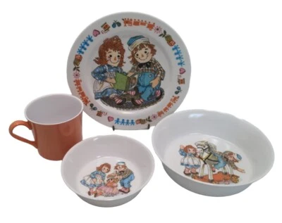 Raggedy Ann & Andy 4 Piezas Oneida Deluxe Plato Cuencos Taza BONITO Estado T2 Foto 1 de 4