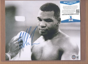 MIKE TYSON HOF Signed Autograph Auto Boxing 8x10 B&W Photo Beckett π COA - Picture 1 of 3