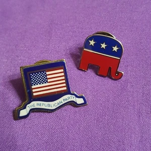 Spilla da bavero vintage The Republican Party bandiera americana ed elefante repubblicano USA - Foto 1 di 6