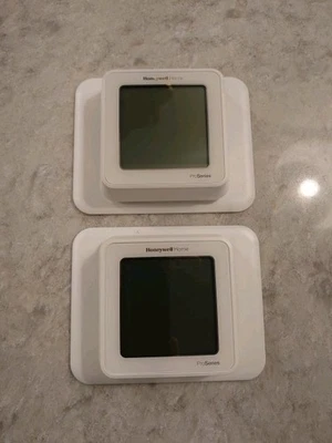 Honeywell TH6320WF2003 T6 Pro Smart Thermostat Multi-Stage 3 Heat/2 Cool, Qty. 2 - Image 1 of 4