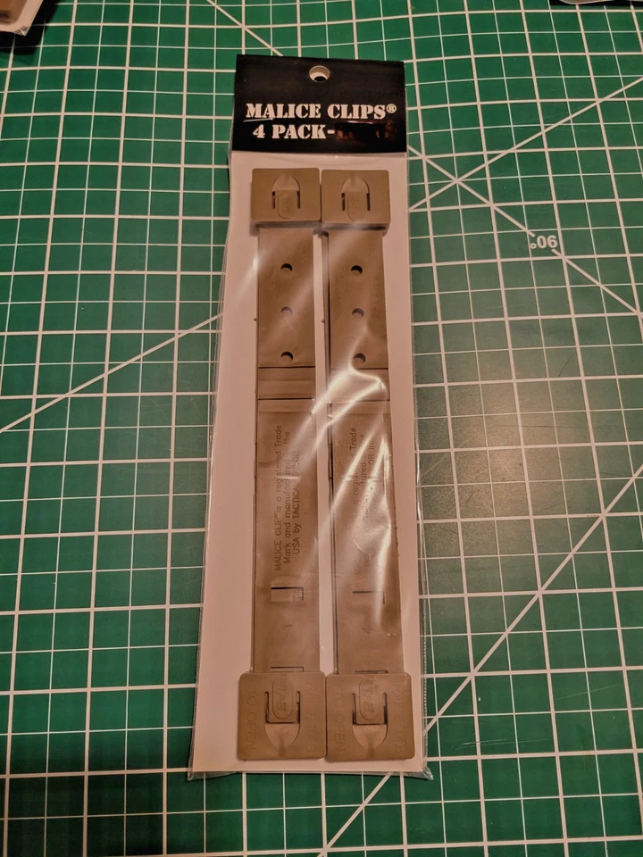 Paquete de 4 clips tácticos cortos de sastre coyote marrón MALIZA MOLLE Kydex MARPAT Foto 1 de 2