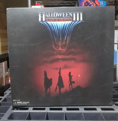 HALLOWEEN III SEASON OF THE WITCH ACTION FIGURE SET NECA HORROR NEW Sealed Cover