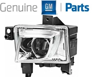 GENUINE VAUXHALL VECTRA MK2 ( 2002 - 2008 ) RIGHT HAND FRONT FOGLAMP 93181410 - Picture 1 of 1
