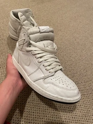 Talla 9 - Jordan 1 Retro OG Alto Blanco Perforado - Restaurado Foto 1 de 4