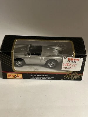 Maisto Silver Porsche Spyder Special Edition Sports Car 1:64 #11001 AZ7 - Image 1 of 4