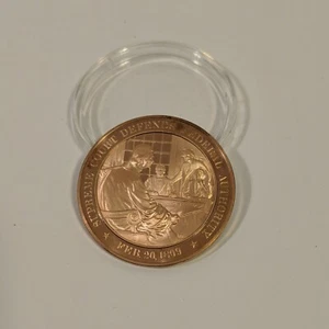 Franklin Mint Bronzemünze 1,75" D. Oberster Gerichtshof verteidigt Bundesbehörde - Bild 1 von 5