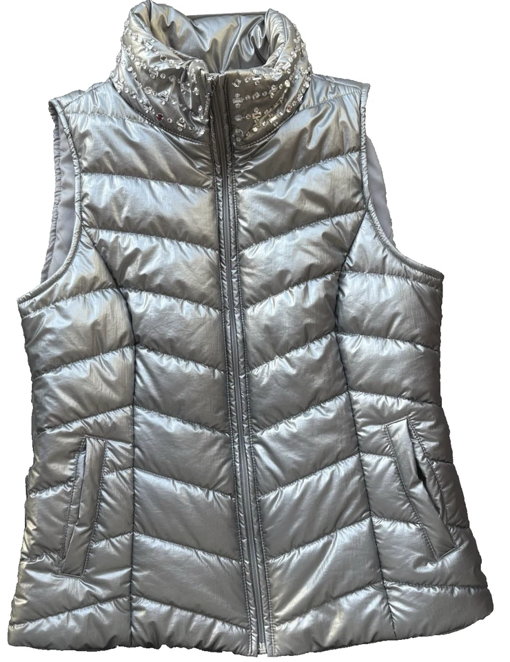 Colete Feminino INC International Concepts Prata Embelezado Tamanho Médio - Imagem 1 de 4