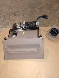 1992-1996 Ford F150 F250 F350 Bronco DASH ASH TRAY Assembly - Picture 1 of 7