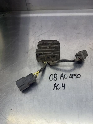 08 07 OEM Arctic Cat 250 utilitario regulador de voltaje Foto 1 de 3