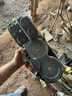 Chevy GMC Truck 1981-1987 carrocería cuadrada cuadro de instrumentos tablero sin probar Foto 1 de 4