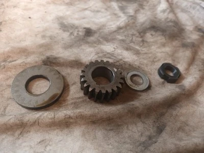 Manivela de transmisión primaria del cigüeñal Honda CBR125R 2004 a 2006 JC34E Foto 1 de 2