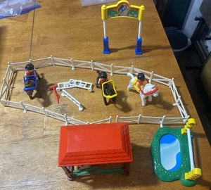 Vintage Konvolut Bauernhof & Stall Spielzeug Pferde - Bild 1 von 6