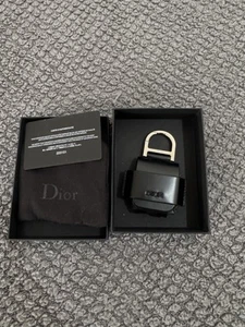 Coque Dior AirPods authentique avec certificat - Photo 1 sur 3
