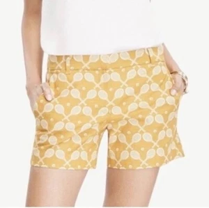 Ann Taylor Devin Fit Shorts Harvest Gold Tennis Racquet Print Women’s Size 2 - Picture 1 of 11