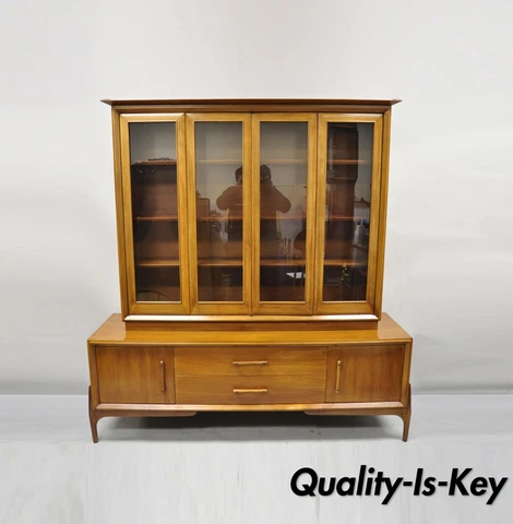 Vintage Mid Century Modern Atomic Era Walnut Breakfront China Cabinet Credenza Cover