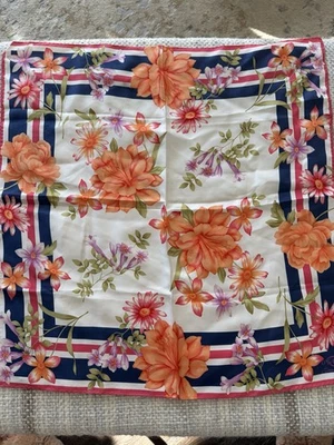 Oscar de la Renta 100% Seda Floral Bufanda Cuadrada Azul Marino Rosa Naranja 21” Foto 1 de 4