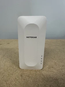 NETGEAR EAX15-100NAR AX1800 WiFi 6 Mesh Extender Wall Plug - Photo 1/3