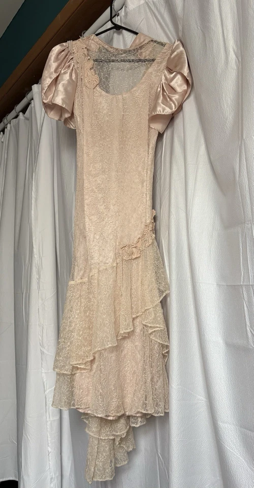 Vintage Lorrie Kabala Dress Size 6 to 8 Lace Blush Pearl Tea Party Wedding Dress - Image 1 of 4