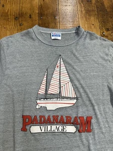 Camisa Vintage Padanaram Village Talla L Dartmouth Massachusetts Hanes Barco Años 80 - Imagen 1 de 10