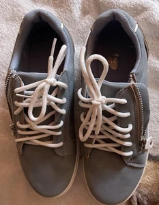 Sneaker Blaugrau Größe 39 Neu DEICHMANN Einlage ist zum Rausnehmen - Bild 1 von 3