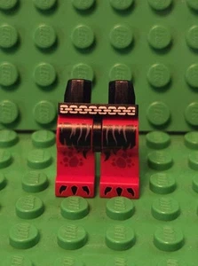 Lego Nexo Knights Legs Hips /Red Legs w Silver Chain Belt Fur Shorts Black Claws - Imagen 1 de 4