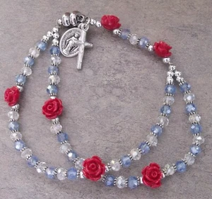 New Miraculous Medal w Crucifix Flowers Catholic Rosary Magnetic Charm Bracelet - Imagen 1 de 8