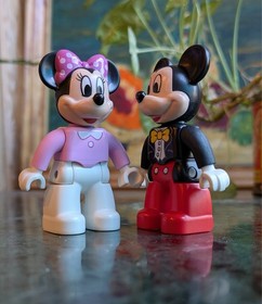 Lego Duplo Figures MINNIE in Pink Jumper & MICKEY MOUSE in Tux DISNEY JUNIOR