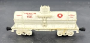 CLEAN MARX O GAUGE WHITE 4 WHEEL DESIGN X-246 CHEMICAL ROCKET FUEL TANK CAR - Picture 1 of 6