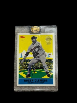 2022 Topps Archives Signature Roger Clemens 1/1 Auto Astros raro en tarjeta patio  Foto 1 de 3