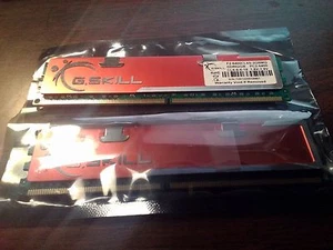 G.SKILL 2GB 2x1GB 240-Pin DDR2 800 PC2 6400 DUAL CHANNEL KIT Desktop RAM Memory - Picture 1 of 1