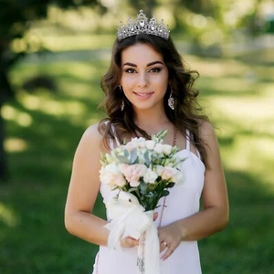 Silver Tiara Crown Women Crystal Queen Pageant Rhinestone Princess Bride SHINY - Picture 1 of 5