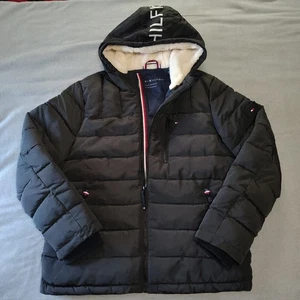 Tommy Hilfiger Men's Black Solid Quilted Puffer Sherpa Hood Lined Jacket - Picture 1 of 9