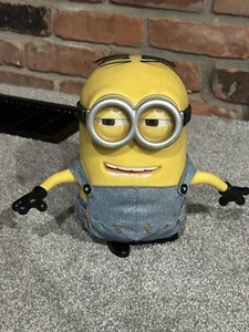 Minion Dave Despicable Me 2 Animated Figure 9"Exclusive ToysR Us Edition - Picture 1 of 3