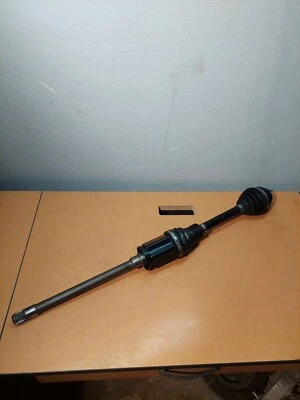 18-22 OEM BMW F90 M5 AWD delantero derecho pasajero salida medio eje Foto 1 de 4