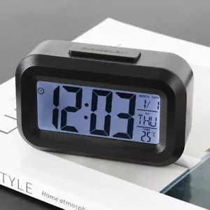 Snooze Sveglia digitale Retroilluminazione Sveglia elettronica Per lo studente - Foto 1 di 17