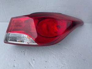 OEM | 2011-2013 Hyundai Elantra Halogen Outer Tail Light RH (Right,Passenger) - Picture 1 of 14