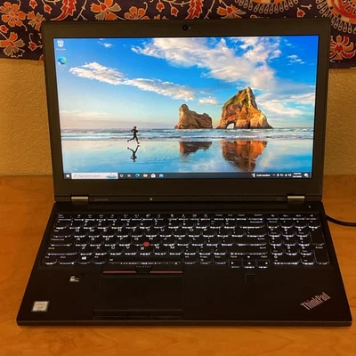 Lenovo ThinkPad P51 4k IPS, XEON E3-1505M V6, M2200, 16GB, 512GB SSD, batería defectuosa Foto 1 de 4