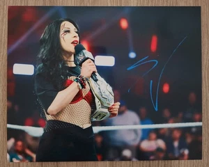 Stephanie Vaquer Signed 8x10 Photo WWE Smackdown RAW DIVA Legend RAD - Picture 1 of 1