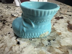 Vintage blau Baby Schuh Keramik Pflanzgefäße USA Haeger Kinderzimmer Dusche mit Aufkleber - Bild 1 von 4
