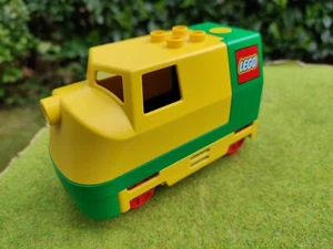 Lego DUPLO elektrische 4,5V Lok aus Eisenbahn SET 2933 --voll funktionsfähig-- - Bild 1 von 1