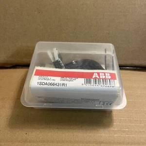 ABB KXTAAXCQSYFP Fixed Plug In Changeover Contact 1SDA066431R1 - NOS USA Ship - Picture 1 of 4
