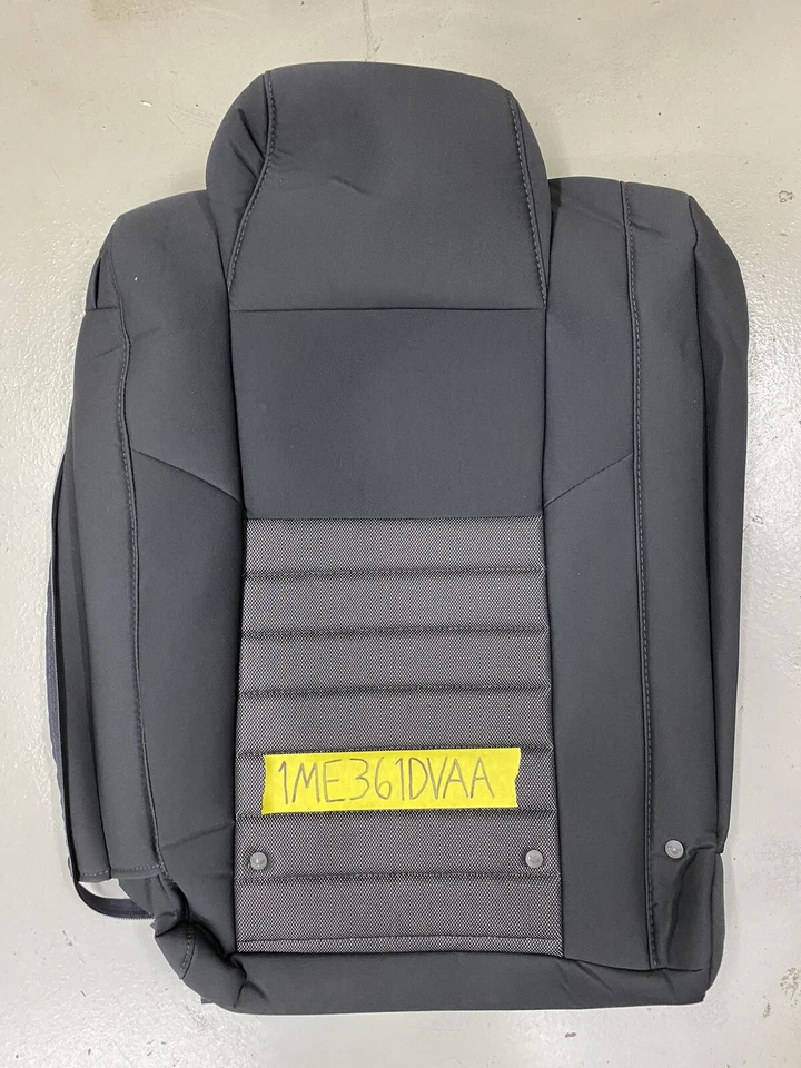 Dodge Challenger 1ME361DVAA 2009-10 40 % (derecha) cubierta trasera asiento lateral Foto 1 de 1