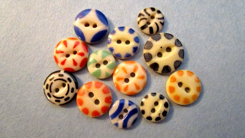 VINTAGE 12 CHINESE PORCELAIN STENCIL BUTTONS ~ VARIOUS SIZES - PATTERNS - COLORS Cover