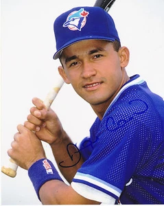 MIGUEL CAIRO  TORONTO BLUE JAYS   ACTION SIGNED 8x10 - Picture 1 of 1